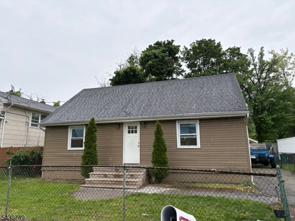 94 Martin St, Franklin Twp., NJ 08873