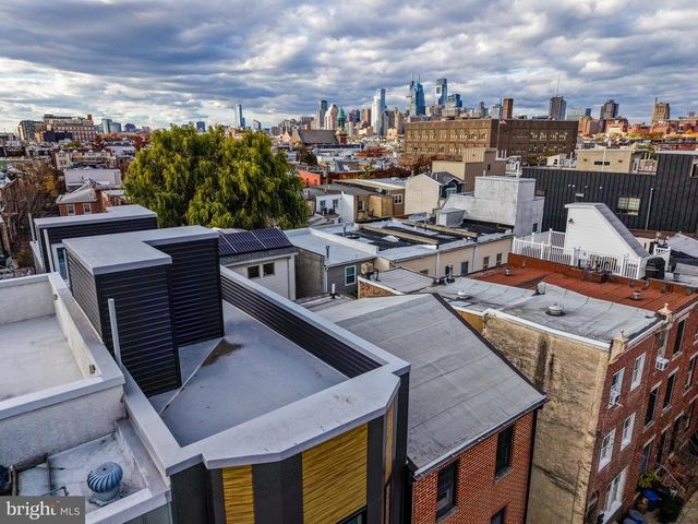 1032 S RANDOLPH ST, Philadelphia, PA 19147