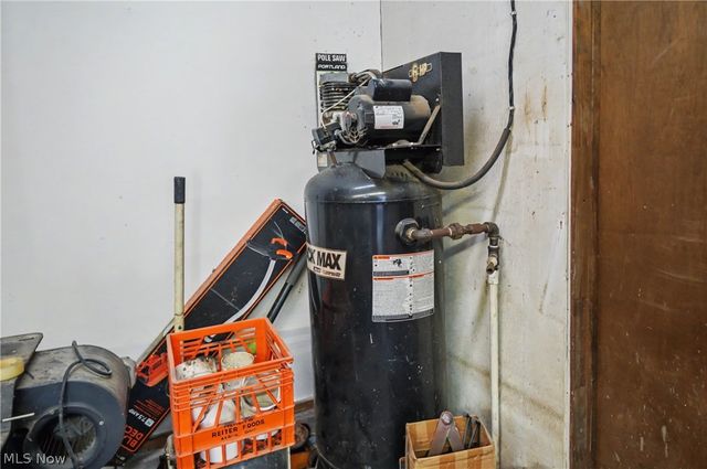 3990 Crum Road, Youngstown, OH 44515