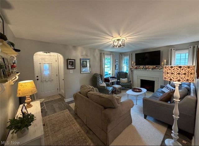 2176 Renwick Drive, Poland, OH 44514