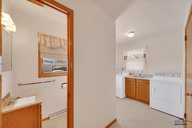 2367 S NEEL, Rapid City, SD 57703