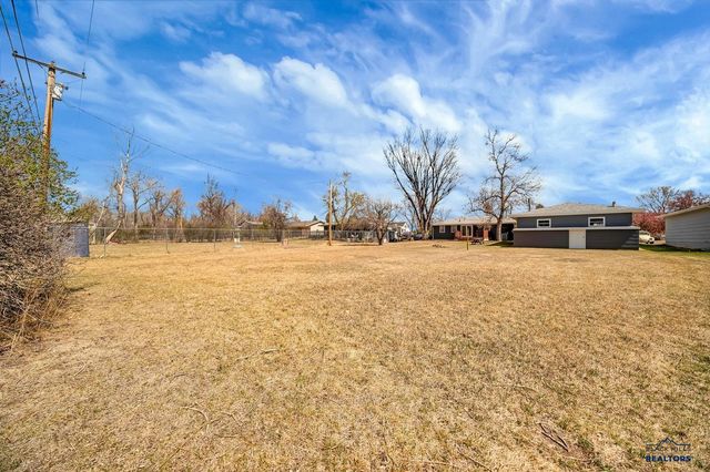 2367 S NEEL, Rapid City, SD 57703