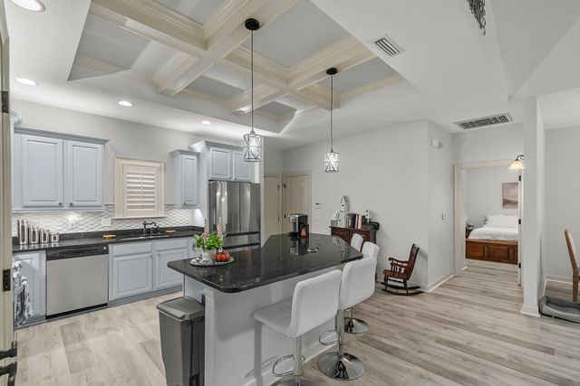 328-1 Hidden Creek Circle, Dothan, AL 36301