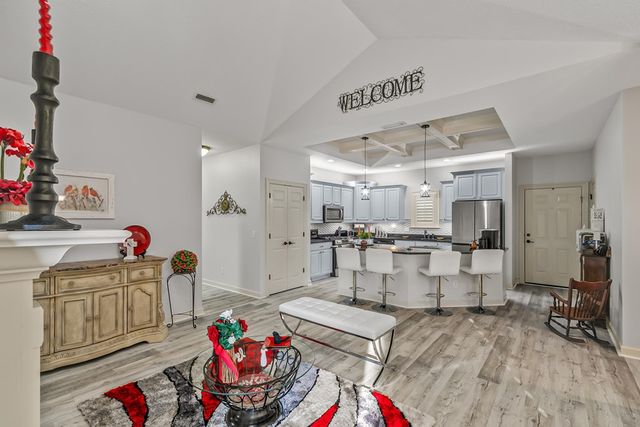 328-1 Hidden Creek Circle, Dothan, AL 36301