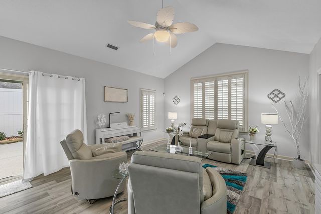 328-1 Hidden Creek Circle, Dothan, AL 36301