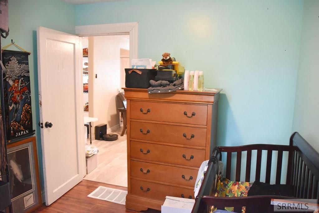 Image 7 of property listing at 393 W Pine Street, Shelley, ID 83274