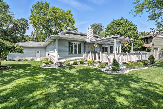 5347 Mount Drive, Schererville, IN 46375