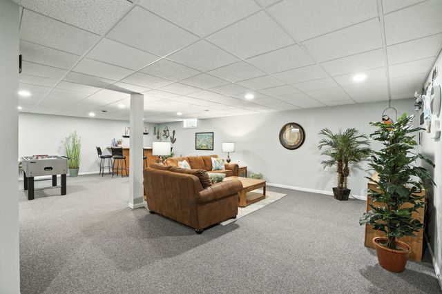 5347 Mount Drive, Schererville, IN 46375