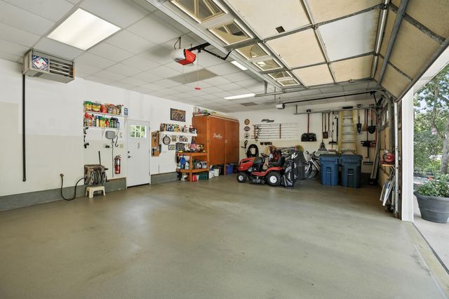 5347 Mount Drive, Schererville, IN 46375