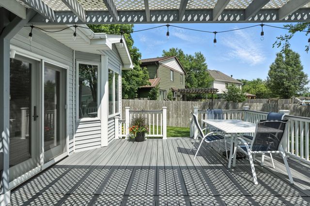 5347 Mount Drive, Schererville, IN 46375