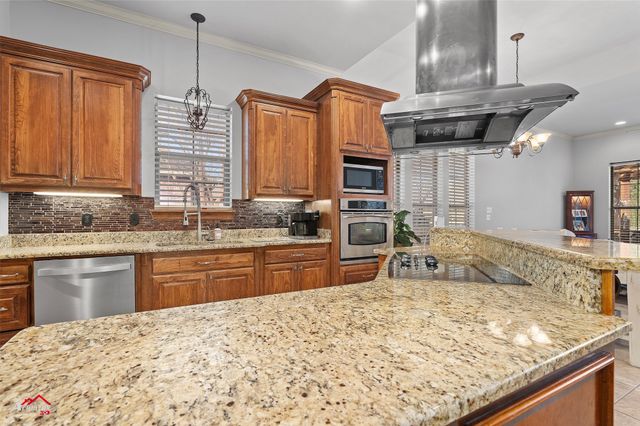 1010 Saint Tammany Court, Shreveport, LA 71106