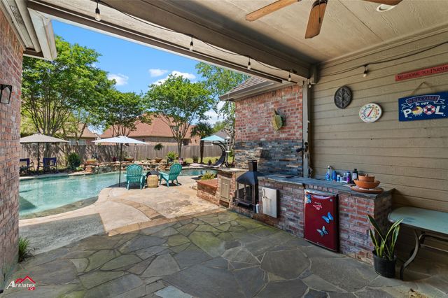 1010 Saint Tammany Court, Shreveport, LA 71106