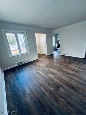 4349 W 132nd Street, Cleveland, OH 44135