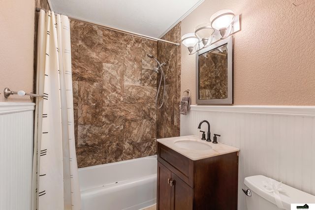 105 Chevro Lane, Bellevue, NE 68005