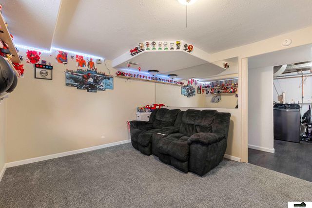 105 Chevro Lane, Bellevue, NE 68005