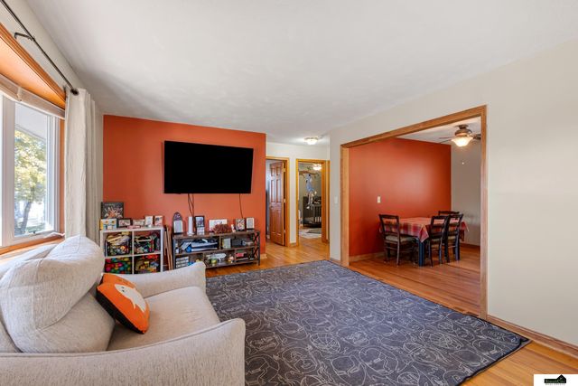 105 Chevro Lane, Bellevue, NE 68005