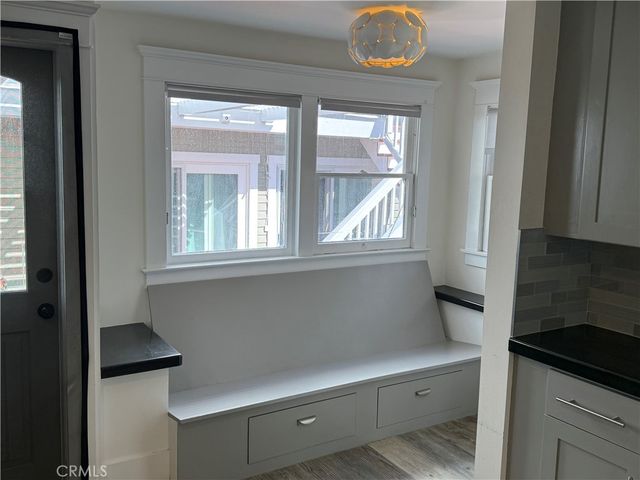919 Emerald Street, Redondo Beach, CA 90277