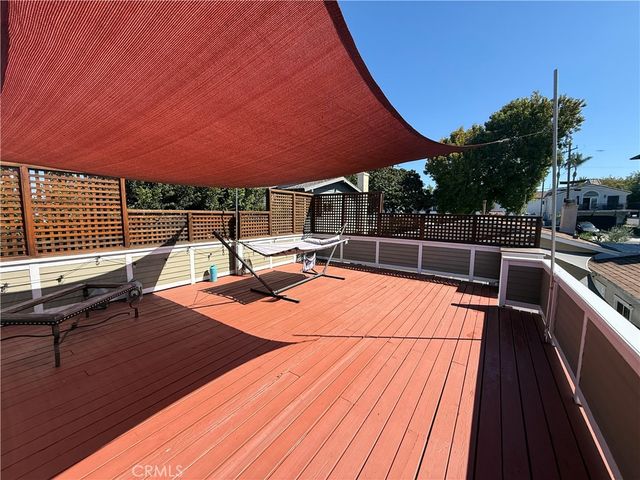 919 Emerald Street, Redondo Beach, CA 90277