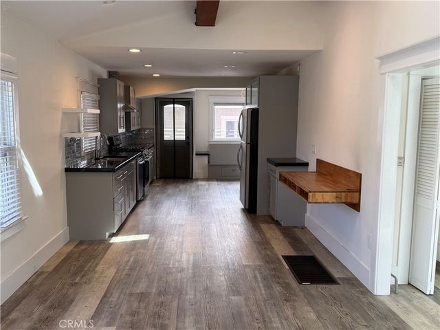 919 Emerald Street, Redondo Beach, CA 90277