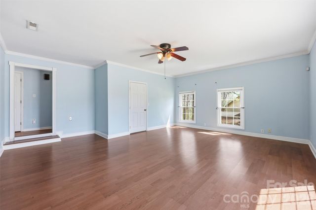 106 Chinaberry Court, Gastonia, NC 28052