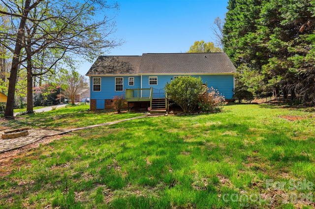 106 Chinaberry Court, Gastonia, NC 28052