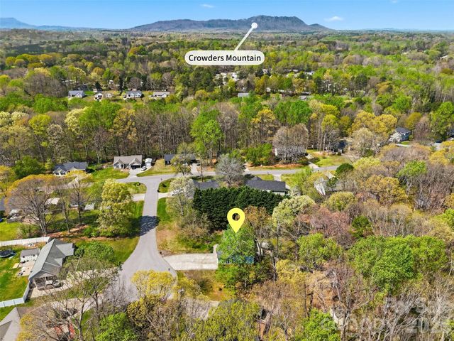 106 Chinaberry Court, Gastonia, NC 28052