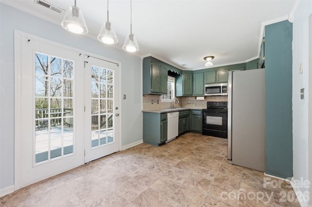 106 Chinaberry Court, Gastonia, NC 28052