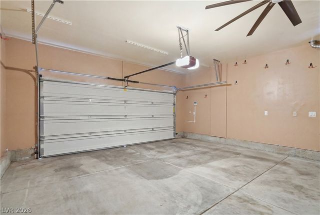 7627 Lots Hills Drive, Las Vegas, NV 89179