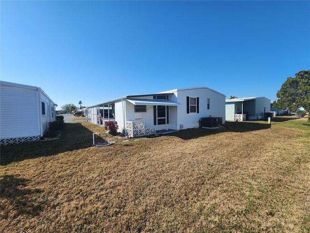 808 53RD AVENUE E 19, Bradenton, FL 34203