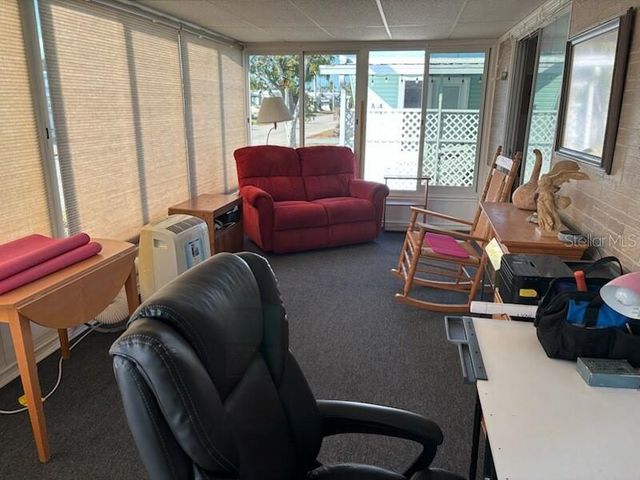 808 53RD AVENUE E 19, Bradenton, FL 34203