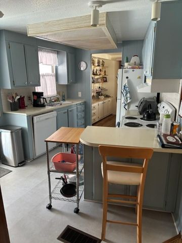 808 53RD AVENUE E 19, Bradenton, FL 34203