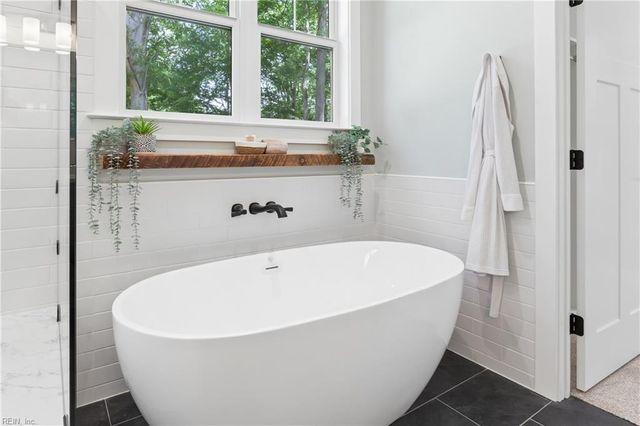 5365 Blackwater LOOP, Virginia Beach, VA 23457