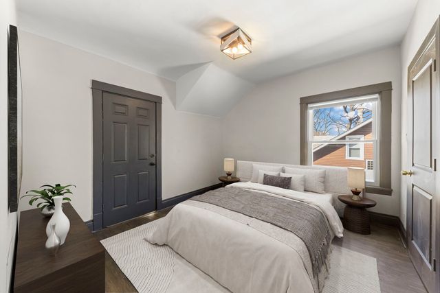 1918 S 9th Avenue, Maywood, IL 60153