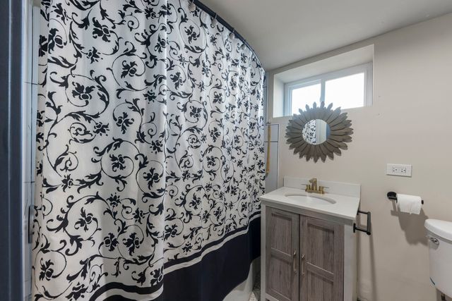 1918 S 9th Avenue, Maywood, IL 60153