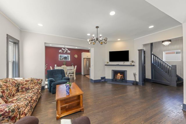 1918 S 9th Avenue, Maywood, IL 60153