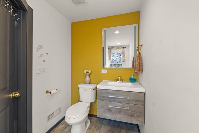 1918 S 9th Avenue, Maywood, IL 60153