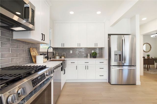 2019 Orange Avenue, Costa Mesa, CA 92627