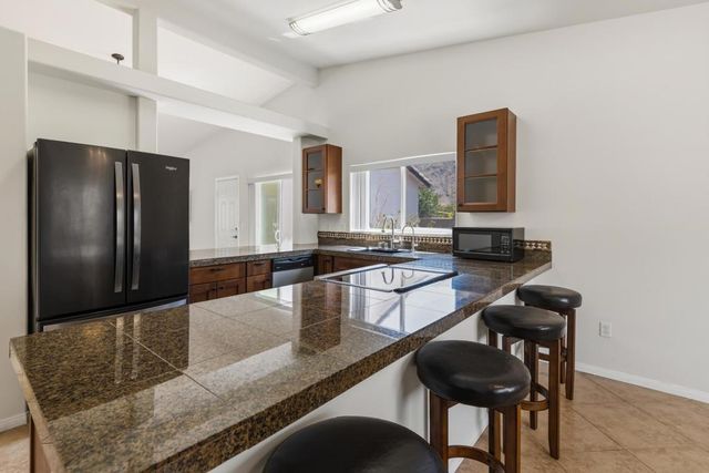15811 Oreana Way, Palm Springs, CA 92262