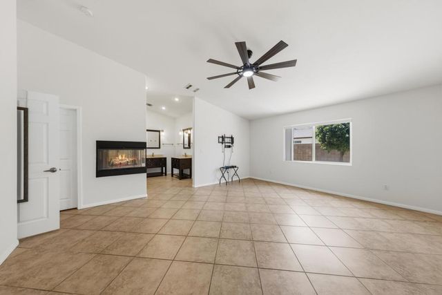15811 Oreana Way, Palm Springs, CA 92262