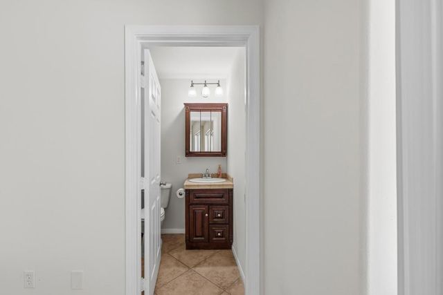 15811 Oreana Way, Palm Springs, CA 92262