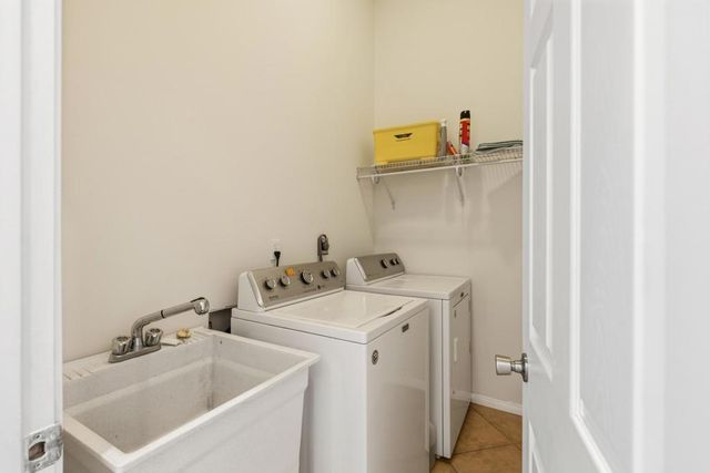 15811 Oreana Way, Palm Springs, CA 92262