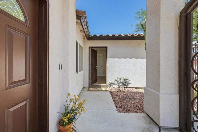15811 Oreana Way, Palm Springs, CA 92262
