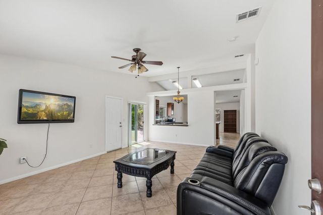 15811 Oreana Way, Palm Springs, CA 92262