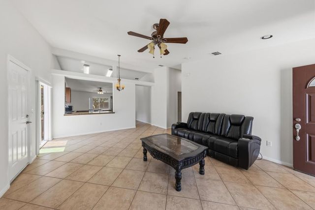 15811 Oreana Way, Palm Springs, CA 92262