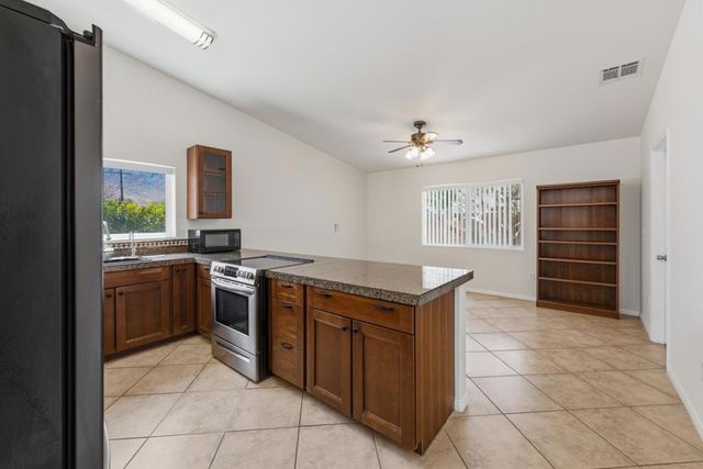 15811 Oreana Way, Palm Springs, CA 92262