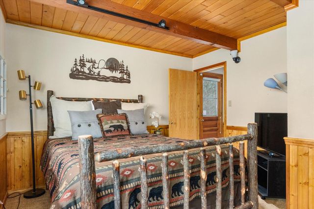 1941 Fairway Dr, Arnold, CA 95223