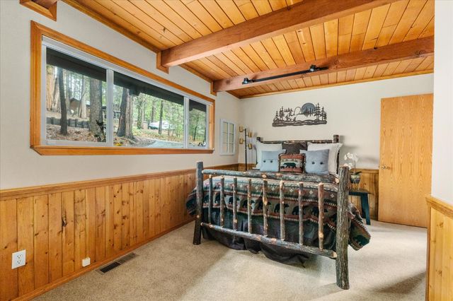 1941 Fairway Dr, Arnold, CA 95223