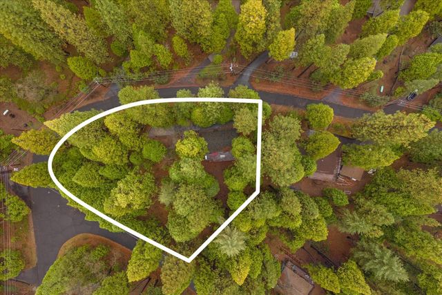 1941 Fairway Dr, Arnold, CA 95223