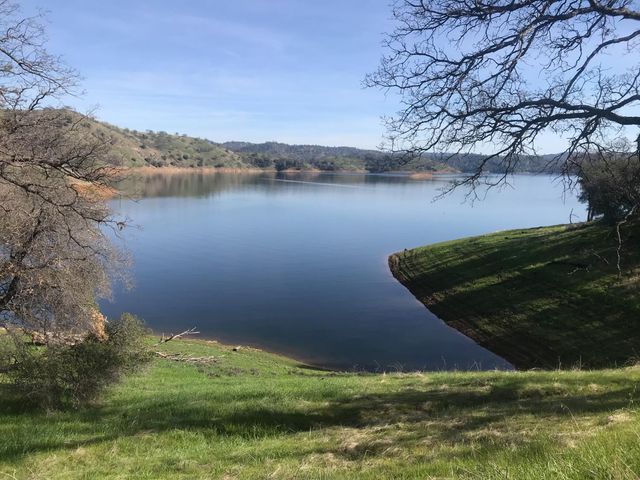 1941 Fairway Dr, Arnold, CA 95223