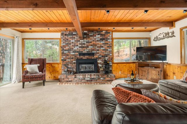 1941 Fairway Dr, Arnold, CA 95223